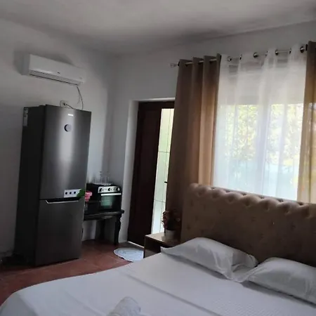 Tonia&sion Guest house *