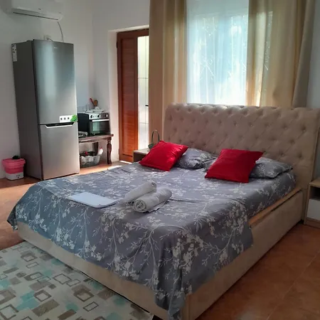 Guest house Tonia&sion Vlore
